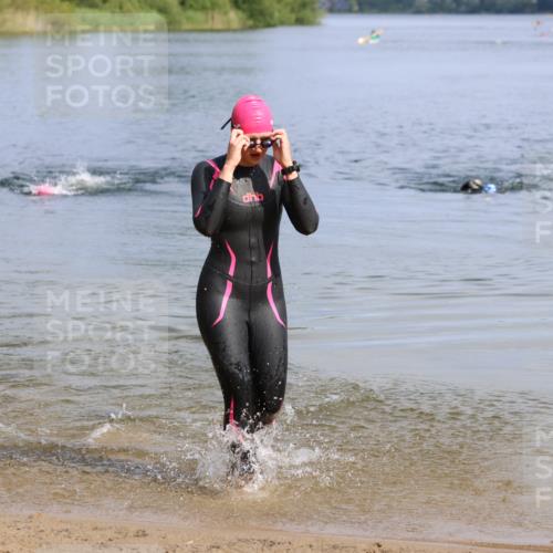 16.06.2024 - 26. Vierlanden-Triathlon Strokosch-Dieckow http://msf.ph/oto/6316385 16.06.2024 10:04:26 Schwimmen 192, 192 meine-sportfotos.de