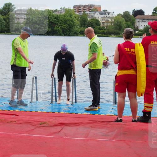 16.06.2024 - 7 Türme Triathlon KatJ http://msf.ph/oto/6316387 16.06.2024 11:33:50 Schwimmen 224 meine-sportfotos.de