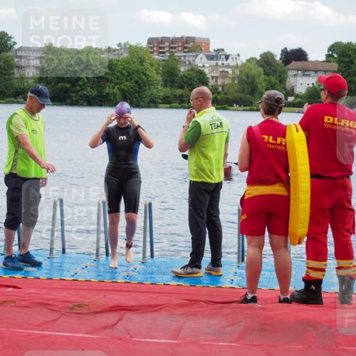 16.06.2024 - 7 Türme Triathlon KatJ http://msf.ph/oto/6316396 16.06.2024 11:33:51 Schwimmen 224 meine-sportfotos.de