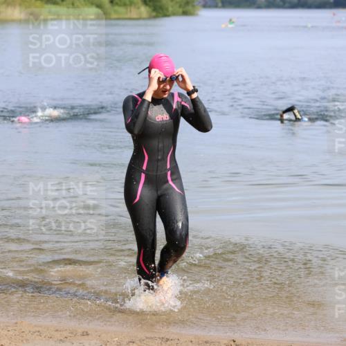 16.06.2024 - 26. Vierlanden-Triathlon Strokosch-Dieckow http://msf.ph/oto/6316400 16.06.2024 10:04:26 Schwimmen 192, 192 meine-sportfotos.de