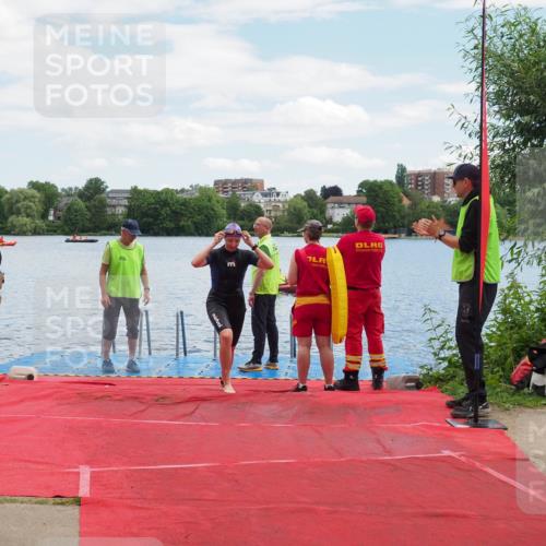 16.06.2024 - 7 Türme Triathlon KatJ http://msf.ph/oto/6316403 16.06.2024 11:33:55 Schwimmen 224 meine-sportfotos.de