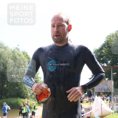 16.06.2024 - 26. Vierlanden-Triathlon Lena Gebhardt http://msf.ph/oto/6316425 16.06.2024 10:00:15 Schwimmen 95, 95 meine-sportfotos.de