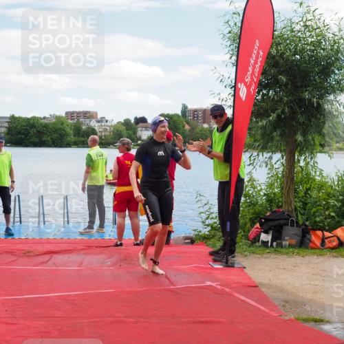16.06.2024 - 7 Türme Triathlon KatJ http://msf.ph/oto/6316445 16.06.2024 11:33:57 Schwimmen 224 meine-sportfotos.de