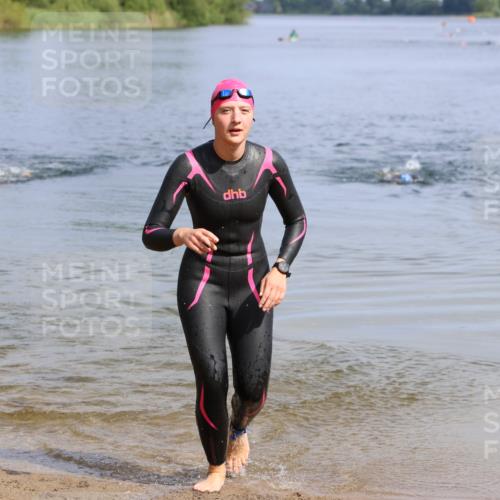 16.06.2024 - 26. Vierlanden-Triathlon Strokosch-Dieckow http://msf.ph/oto/6316491 16.06.2024 10:04:27 Schwimmen 192, 192 meine-sportfotos.de