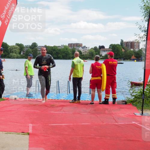 16.06.2024 - 7 Türme Triathlon KatJ http://msf.ph/oto/6316505 16.06.2024 11:34:59 Schwimmen 244 meine-sportfotos.de