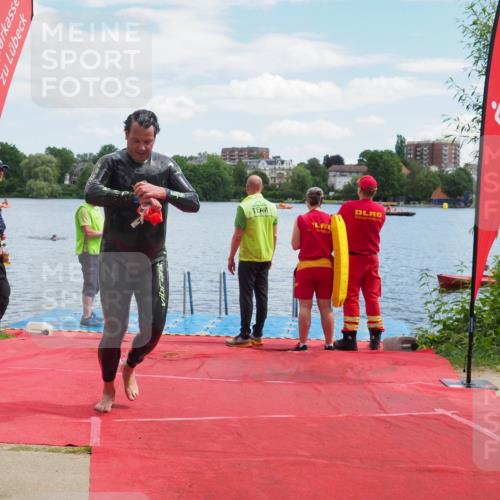 16.06.2024 - 7 Türme Triathlon KatJ http://msf.ph/oto/6316539 16.06.2024 11:35:00 Schwimmen 244 meine-sportfotos.de