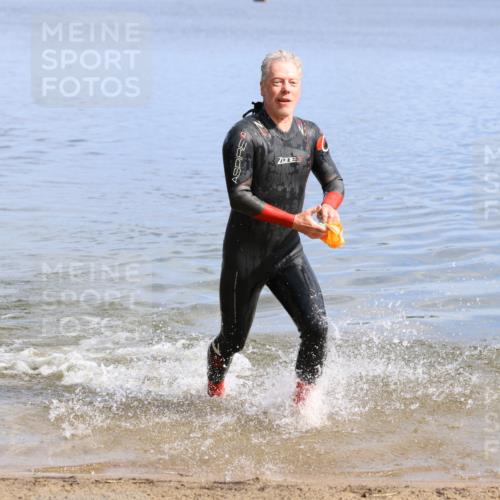 16.06.2024 - 26. Vierlanden-Triathlon Strokosch-Dieckow http://msf.ph/oto/6316564 16.06.2024 10:04:35 Schwimmen 192, 203, 192, 203 meine-sportfotos.de