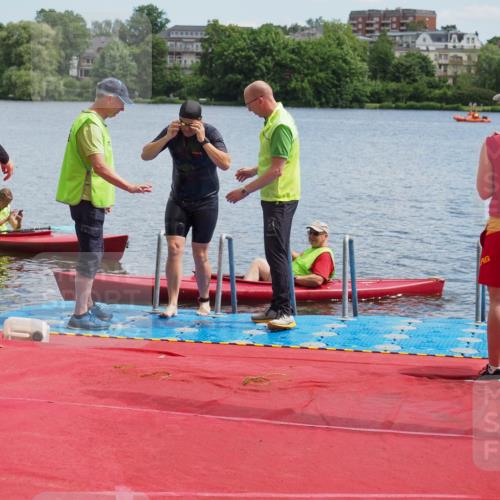 16.06.2024 - 7 Türme Triathlon KatJ http://msf.ph/oto/6316588 16.06.2024 11:36:21 Schwimmen 38 meine-sportfotos.de