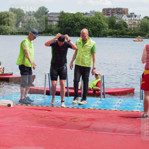 16.06.2024 - 7 Türme Triathlon KatJ http://msf.ph/oto/6316604 16.06.2024 11:36:22 Schwimmen 38 meine-sportfotos.de