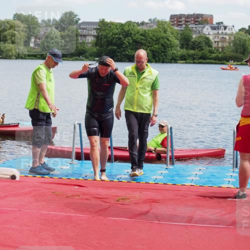 16.06.2024 - 7 Türme Triathlon KatJ http://msf.ph/oto/6316610 16.06.2024 11:36:22 Schwimmen 38 meine-sportfotos.de