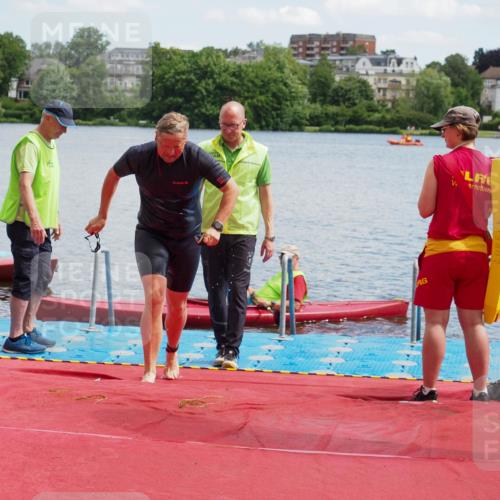 16.06.2024 - 7 Türme Triathlon KatJ http://msf.ph/oto/6316627 16.06.2024 11:36:23 Schwimmen 38 meine-sportfotos.de