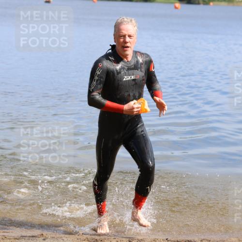 16.06.2024 - 26. Vierlanden-Triathlon Strokosch-Dieckow http://msf.ph/oto/6316647 16.06.2024 10:04:36 Schwimmen 192, 203, 215, 192, 203, 215 meine-sportfotos.de
