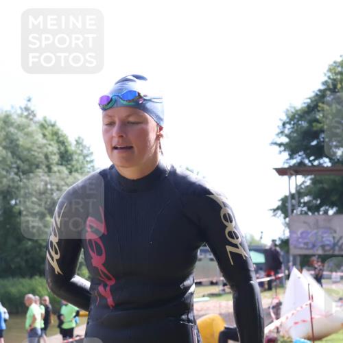 16.06.2024 - 26. Vierlanden-Triathlon Lena Gebhardt http://msf.ph/oto/6316660 16.06.2024 10:05:00 Schwimmen 181, 181 meine-sportfotos.de