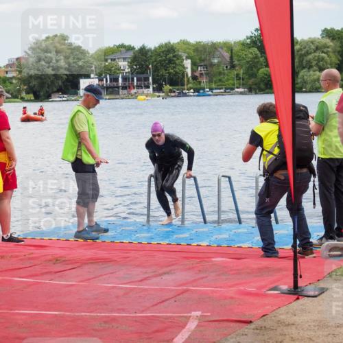 16.06.2024 - 7 Türme Triathlon KatJ http://msf.ph/oto/6316668 16.06.2024 11:51:15 Schwimmen  meine-sportfotos.de