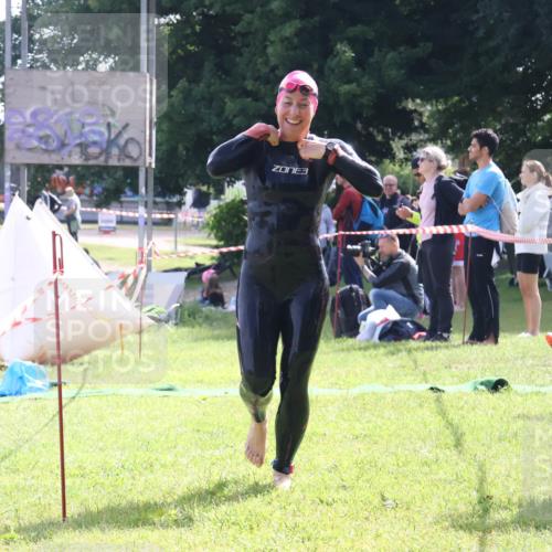 16.06.2024 - 26. Vierlanden-Triathlon Lena Gebhardt http://msf.ph/oto/6316679 16.06.2024 10:06:51 Schwimmen 191, 191 meine-sportfotos.de