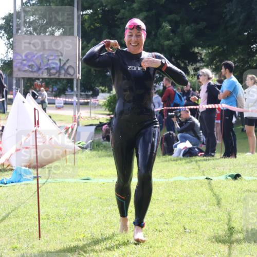 16.06.2024 - 26. Vierlanden-Triathlon Lena Gebhardt http://msf.ph/oto/6316682 16.06.2024 10:06:51 Schwimmen 191, 191 meine-sportfotos.de
