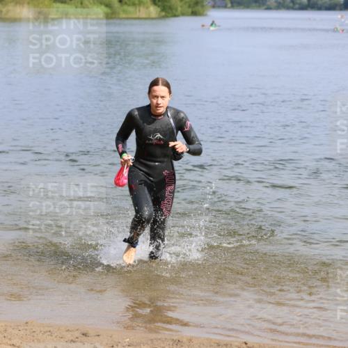 16.06.2024 - 26. Vierlanden-Triathlon Strokosch-Dieckow http://msf.ph/oto/6316701 16.06.2024 10:04:43 Schwimmen 181, 203, 215, 181, 203, 215 meine-sportfotos.de
