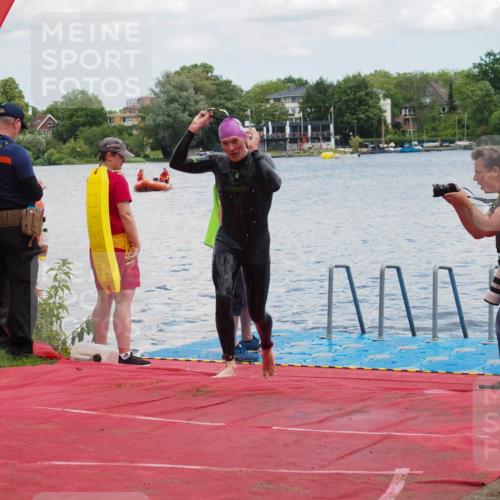 16.06.2024 - 7 Türme Triathlon KatJ http://msf.ph/oto/6316705 16.06.2024 11:51:17 Schwimmen  meine-sportfotos.de