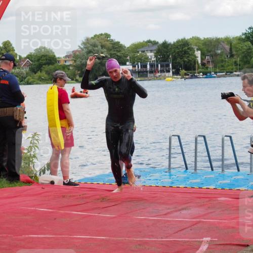 16.06.2024 - 7 Türme Triathlon KatJ http://msf.ph/oto/6316708 16.06.2024 11:51:17 Schwimmen  meine-sportfotos.de