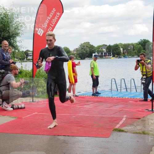 16.06.2024 - 7 Türme Triathlon KatJ http://msf.ph/oto/6316716 16.06.2024 11:51:18 Schwimmen  meine-sportfotos.de