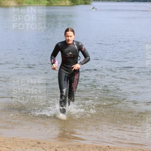 16.06.2024 - 26. Vierlanden-Triathlon Strokosch-Dieckow http://msf.ph/oto/6316717 16.06.2024 10:04:43 Schwimmen 181, 203, 215, 181, 203, 215 meine-sportfotos.de