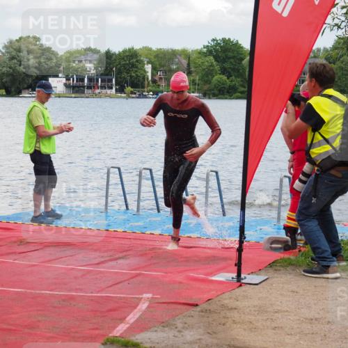 16.06.2024 - 7 Türme Triathlon KatJ http://msf.ph/oto/6316739 16.06.2024 11:51:57 Schwimmen 542, 554, 587, 606 meine-sportfotos.de