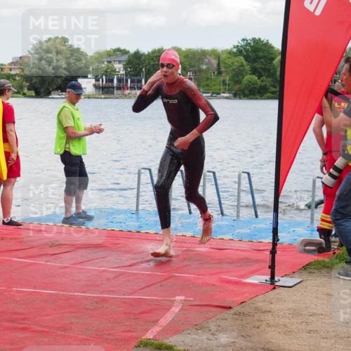 16.06.2024 - 7 Türme Triathlon KatJ http://msf.ph/oto/6316746 16.06.2024 11:51:57 Schwimmen 542, 554, 587, 606 meine-sportfotos.de