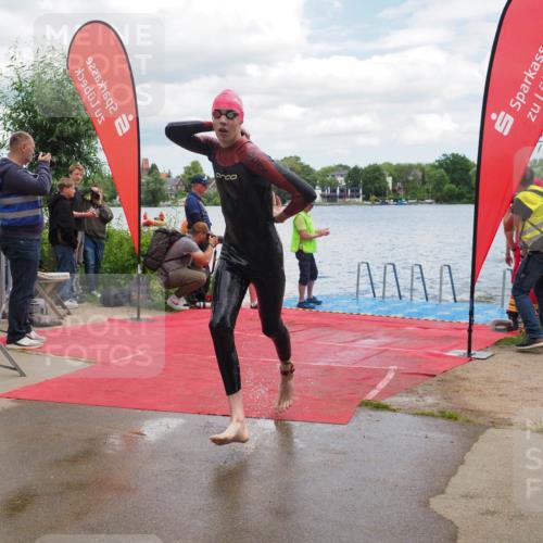 16.06.2024 - 7 Türme Triathlon KatJ http://msf.ph/oto/6316756 16.06.2024 11:51:59 Schwimmen 542, 554, 587, 606 meine-sportfotos.de