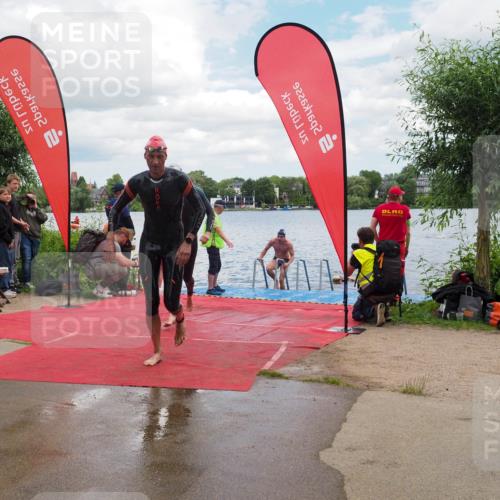16.06.2024 - 7 Türme Triathlon KatJ http://msf.ph/oto/6316787 16.06.2024 11:52:09 Schwimmen 542, 554, 559, 587, 606 meine-sportfotos.de