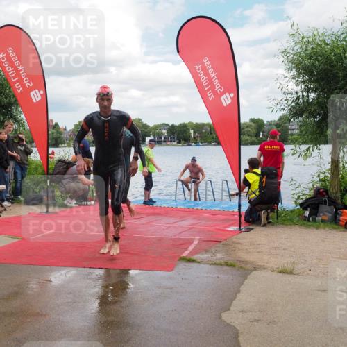 16.06.2024 - 7 Türme Triathlon KatJ http://msf.ph/oto/6316792 16.06.2024 11:52:09 Schwimmen 542, 554, 559, 587, 606 meine-sportfotos.de