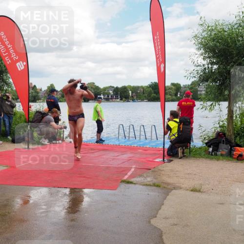 16.06.2024 - 7 Türme Triathlon KatJ http://msf.ph/oto/6316834 16.06.2024 11:52:13 Schwimmen 139, 542, 559, 587, 606 meine-sportfotos.de