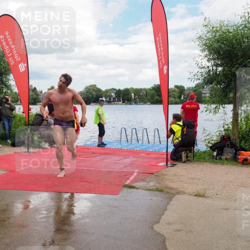 16.06.2024 - 7 Türme Triathlon KatJ http://msf.ph/oto/6316837 16.06.2024 11:52:13 Schwimmen 139, 542, 559, 587, 606 meine-sportfotos.de