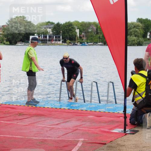 16.06.2024 - 7 Türme Triathlon KatJ http://msf.ph/oto/6316870 16.06.2024 11:52:18 Schwimmen 139, 432, 542, 559, 587, 606 meine-sportfotos.de