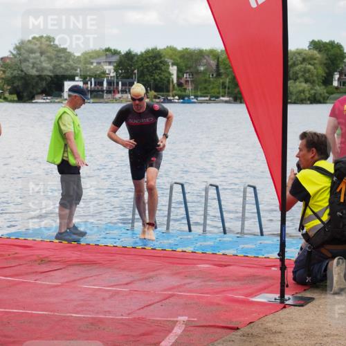 16.06.2024 - 7 Türme Triathlon KatJ http://msf.ph/oto/6316883 16.06.2024 11:52:19 Schwimmen 139, 432, 542, 559, 587, 606 meine-sportfotos.de