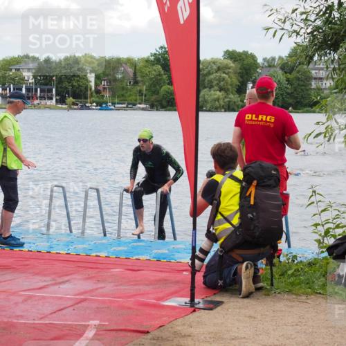 16.06.2024 - 7 Türme Triathlon KatJ http://msf.ph/oto/6316933 16.06.2024 11:52:42 Schwimmen 139, 315, 347, 432, 462, 559, 614 meine-sportfotos.de