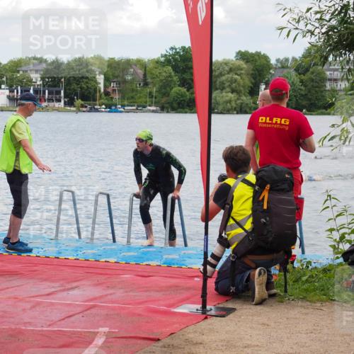 16.06.2024 - 7 Türme Triathlon KatJ http://msf.ph/oto/6316941 16.06.2024 11:52:42 Schwimmen 139, 315, 347, 432, 462, 559, 614 meine-sportfotos.de