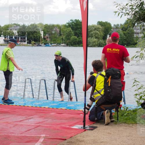 16.06.2024 - 7 Türme Triathlon KatJ http://msf.ph/oto/6316944 16.06.2024 11:52:42 Schwimmen 139, 315, 347, 432, 462, 559, 614 meine-sportfotos.de