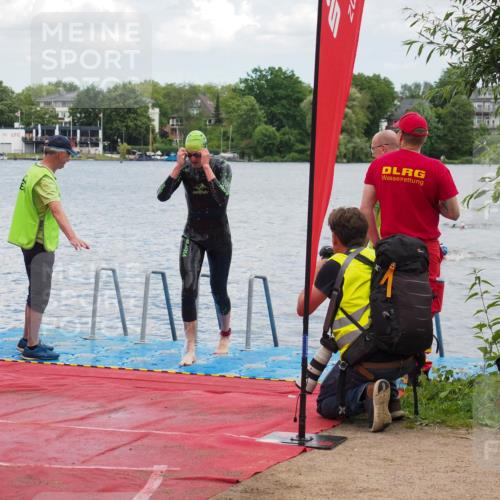 16.06.2024 - 7 Türme Triathlon KatJ http://msf.ph/oto/6316960 16.06.2024 11:52:43 Schwimmen 139, 315, 347, 432, 462, 559, 614 meine-sportfotos.de
