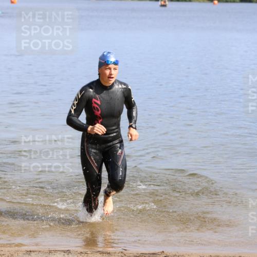 16.06.2024 - 26. Vierlanden-Triathlon Strokosch-Dieckow http://msf.ph/oto/6316983 16.06.2024 10:04:48 Schwimmen 181, 203, 215, 181, 203, 215 meine-sportfotos.de