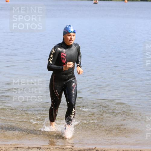 16.06.2024 - 26. Vierlanden-Triathlon Strokosch-Dieckow http://msf.ph/oto/6316997 16.06.2024 10:04:48 Schwimmen 181, 203, 215, 181, 203, 215 meine-sportfotos.de