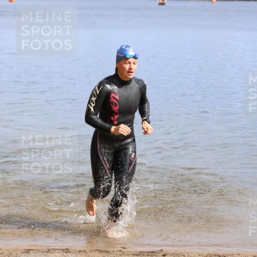 16.06.2024 - 26. Vierlanden-Triathlon Strokosch-Dieckow http://msf.ph/oto/6317011 16.06.2024 10:04:48 Schwimmen 181, 203, 215, 181, 203, 215 meine-sportfotos.de