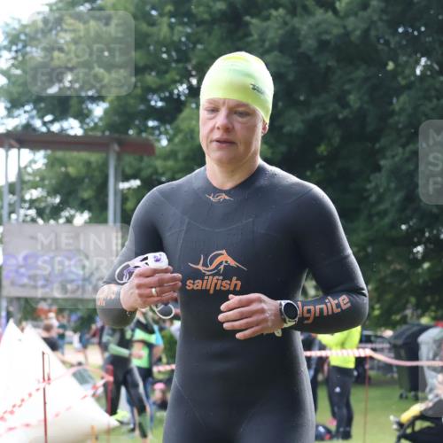 16.06.2024 - 26. Vierlanden-Triathlon Lena Gebhardt http://msf.ph/oto/6317034 16.06.2024 10:10:48 Schwimmen 197, 198, 224, 197, 198, 224 meine-sportfotos.de
