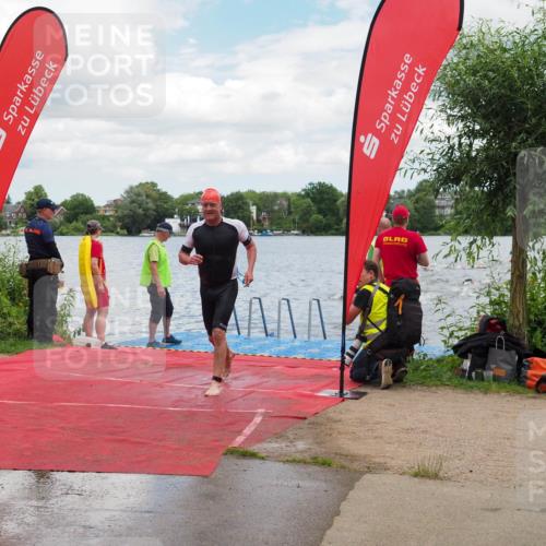 16.06.2024 - 7 Türme Triathlon KatJ http://msf.ph/oto/6317062 16.06.2024 11:53:02 Schwimmen 315, 347, 381, 397, 398, 432, 441, 462, 489, 520, 539, 593, 614 meine-sportfotos.de