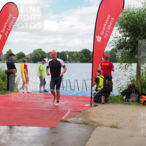 16.06.2024 - 7 Türme Triathlon KatJ http://msf.ph/oto/6317067 16.06.2024 11:53:02 Schwimmen 315, 347, 381, 397, 398, 432, 441, 462, 489, 520, 539, 593, 614 meine-sportfotos.de