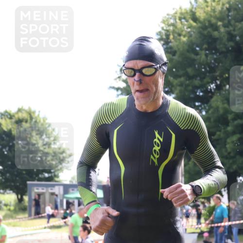 16.06.2024 - 26. Vierlanden-Triathlon Lena Gebhardt http://msf.ph/oto/6317101 16.06.2024 10:11:34 Schwimmen 200, 213, 200, 213 meine-sportfotos.de