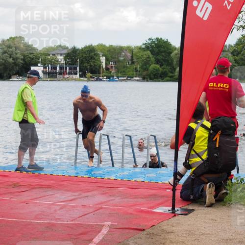 16.06.2024 - 7 Türme Triathlon KatJ http://msf.ph/oto/6317119 16.06.2024 11:53:07 Schwimmen 315, 346, 347, 381, 397, 398, 441, 462, 472, 489, 520, 539, 572, 593, 614 meine-sportfotos.de