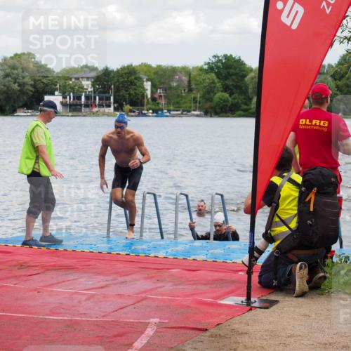 16.06.2024 - 7 Türme Triathlon KatJ http://msf.ph/oto/6317121 16.06.2024 11:53:08 Schwimmen 315, 325, 346, 347, 381, 397, 398, 441, 450, 462, 472, 489, 520, 539, 572, 593, 614 meine-sportfotos.de