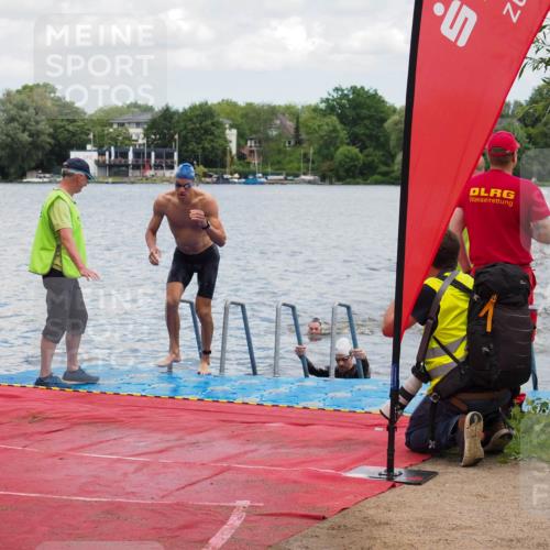 16.06.2024 - 7 Türme Triathlon KatJ http://msf.ph/oto/6317125 16.06.2024 11:53:08 Schwimmen 315, 325, 346, 347, 381, 397, 398, 441, 450, 462, 472, 489, 520, 539, 572, 593, 614 meine-sportfotos.de