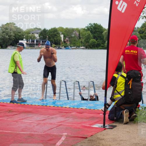 16.06.2024 - 7 Türme Triathlon KatJ http://msf.ph/oto/6317128 16.06.2024 11:53:08 Schwimmen 315, 325, 346, 347, 381, 397, 398, 441, 450, 462, 472, 489, 520, 539, 572, 593, 614 meine-sportfotos.de