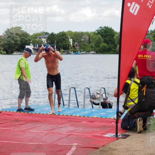 16.06.2024 - 7 Türme Triathlon KatJ http://msf.ph/oto/6317140 16.06.2024 11:53:09 Schwimmen 315, 325, 346, 347, 381, 397, 398, 441, 450, 462, 472, 489, 520, 539, 572, 593, 614 meine-sportfotos.de